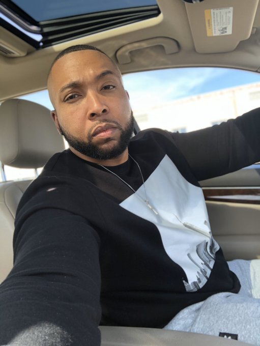 Watch jRalphel's leaked NSFW photo on TwXstars