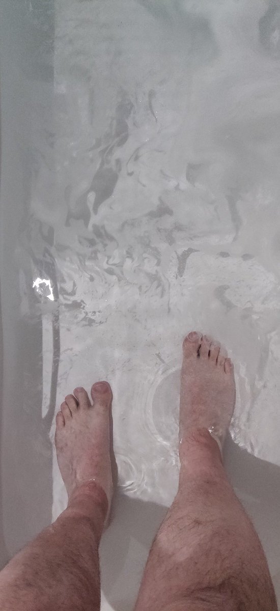 pup_trent's tweet photo. Sparkly bath for me tonight. Feeling some strains and hoping to soak them away #rubadubcub https://t.co/YjImT6wlLJ