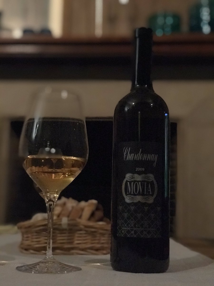 francescnicolas's tweet photo. Movia Chardonnay 2009
#keepunching https://t.co/q1mugoovhL