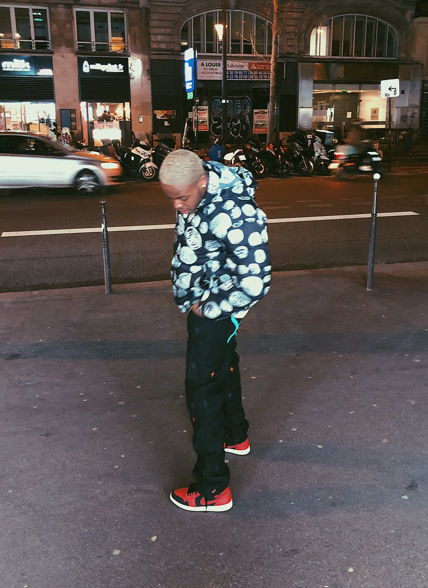 chanceko's tweet photo. tu sais que le drip est sale 🐍⚡️🧨 https://t.co/iobin9ICmx