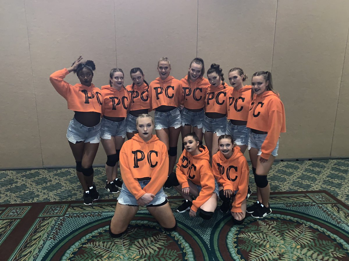 It’s about to go DOWNNNN. Tune in soon to the Venue 1 livestream to watch the Treasures hip hop routine!