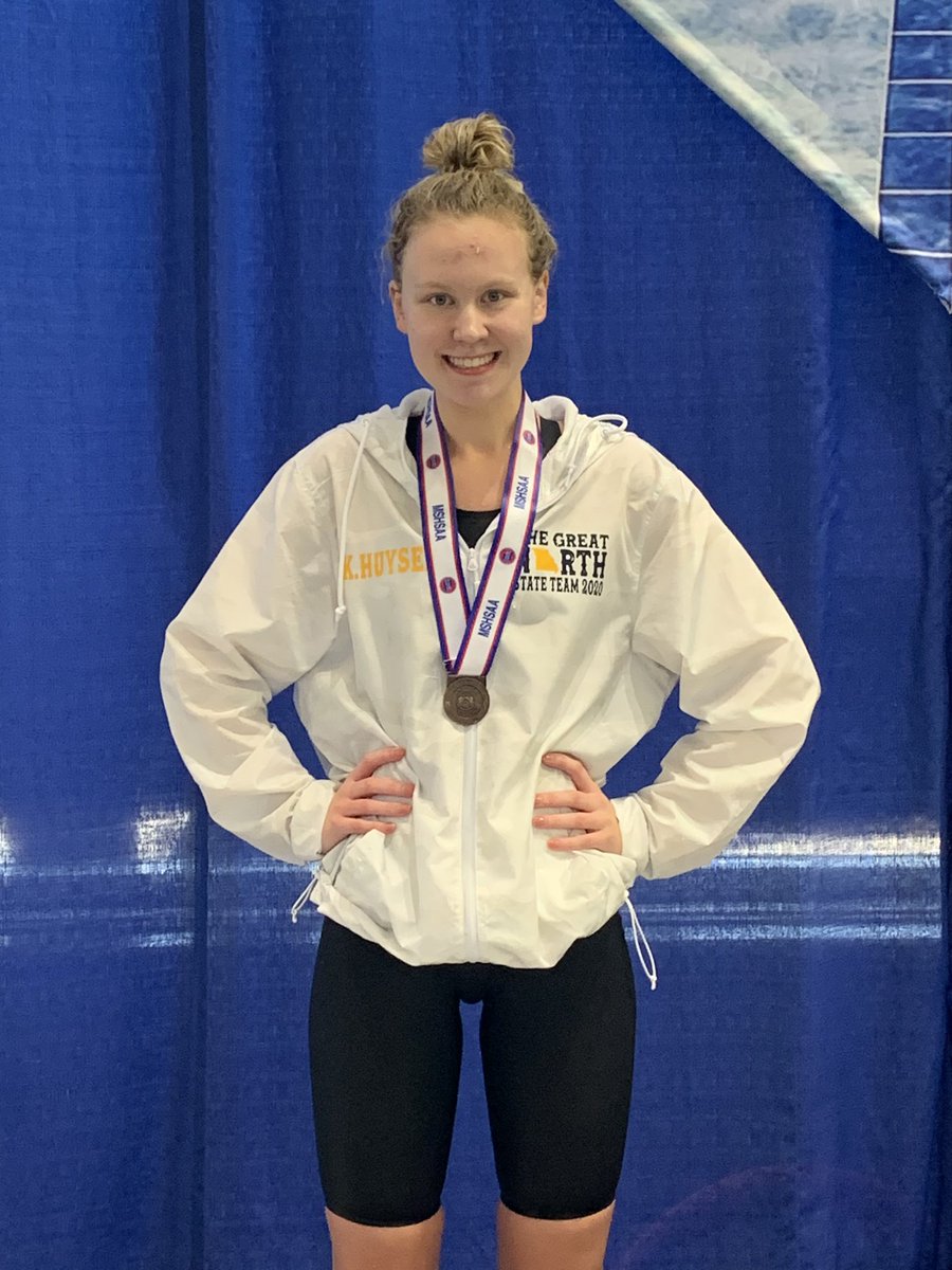LNEagleSwimDive's tweet photo. Kate Huyser medals and places 6th in the 200 Free. Great job, Kate!! https://t.co/RfpaEGxFGY