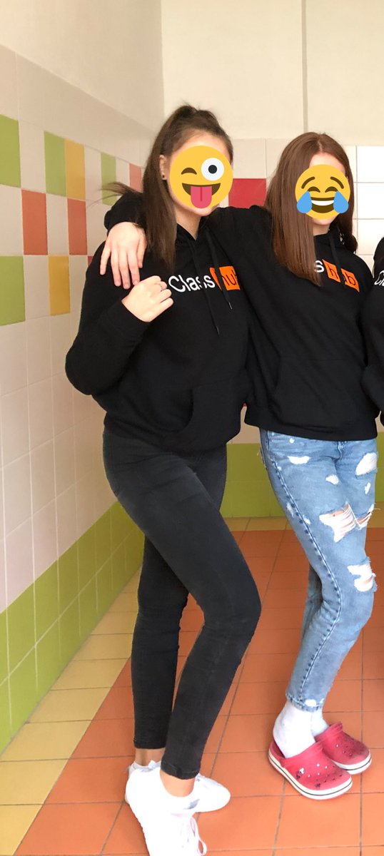 volemamdost's tweet image. A pak jsme tady my🤣 #classhub 🤣🖤😝