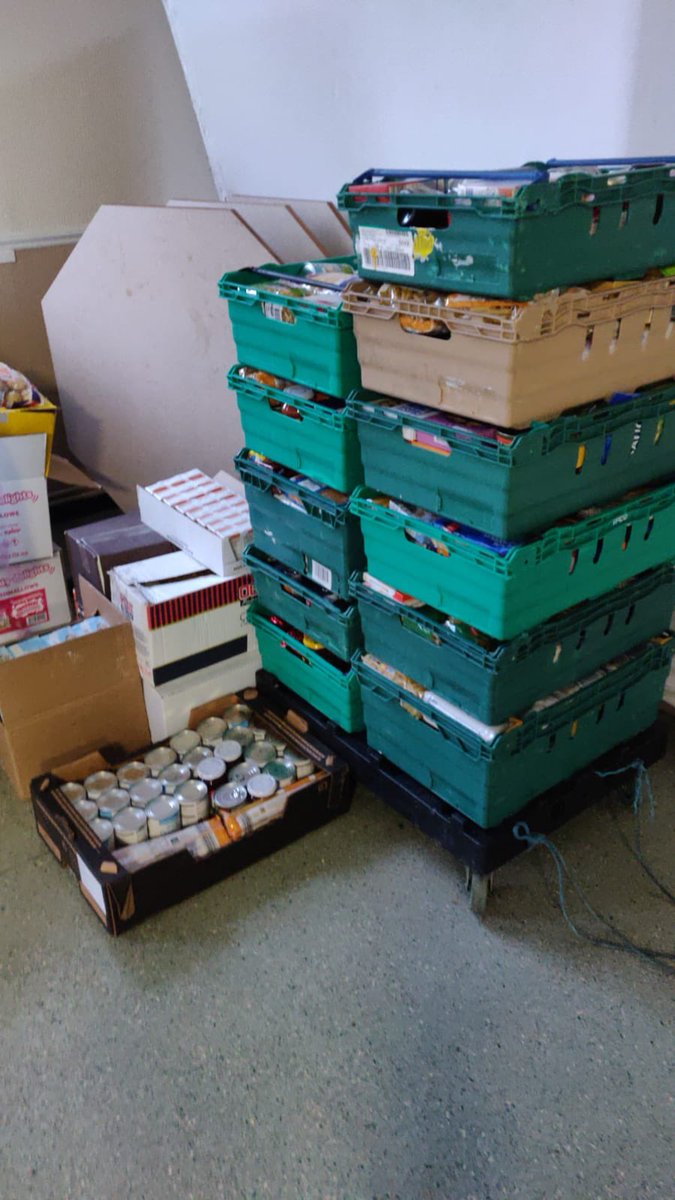 ConnectionsKind's tweet photo. • Assisted Dewsbury Community Street Kitchen with their weekly homeless feed. 

• Assisted Al-Mubarak with their homeless weekly feed. 

• Assisted Dewsbury with the homeless with their homeless feed tomorrow and also on the last Sunday of every month. https://t.co/i1BDtNzhXU