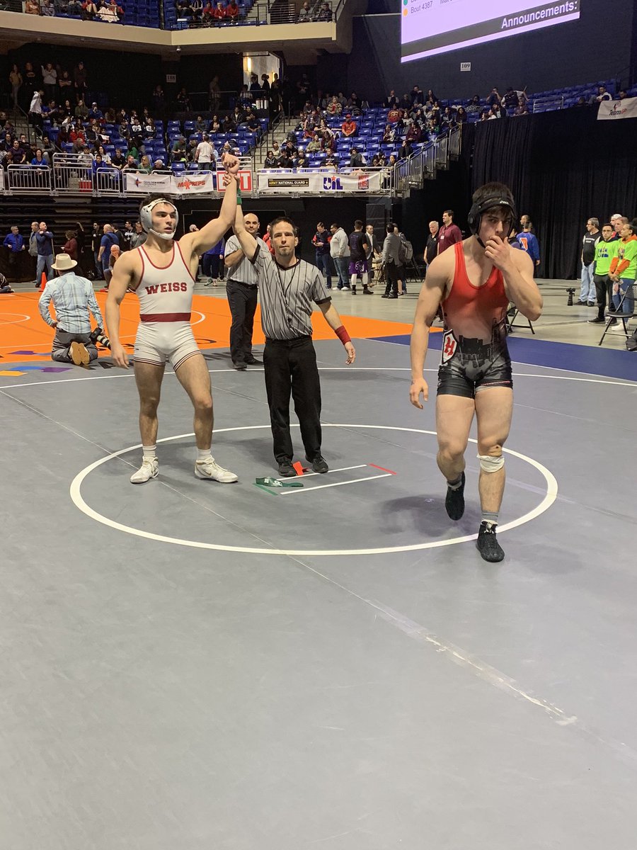 Apodaca EARNS a 5th place finish at STATE to finish off a great career.  #GRIT