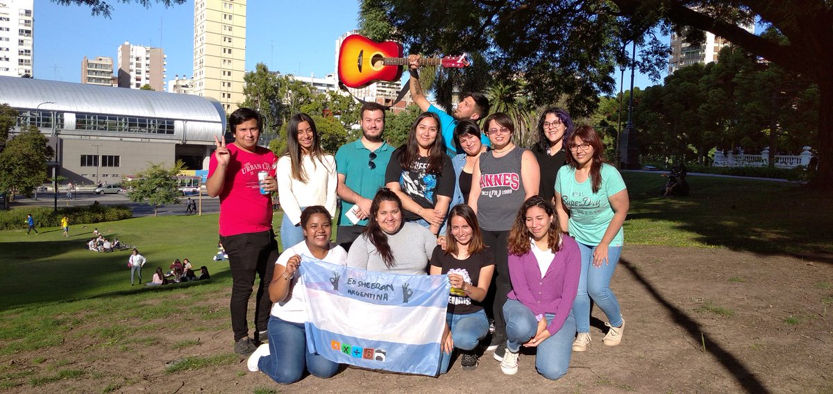 EdsheeranARG's tweet photo. Muchas gracias a todos los que asistieron a la reu!
Gracias por la buena onda 💕
#EdSheeranArg #sheerios #fans #argentina #instamoment #warner #Reu https://t.co/c5g8TqbnRO
