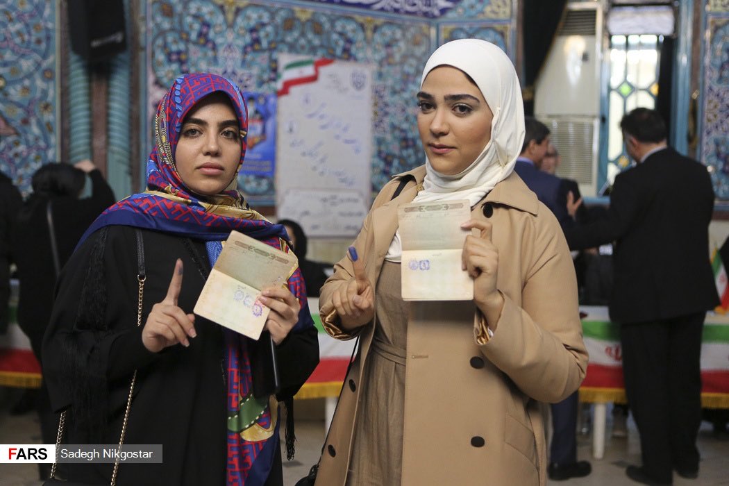 فیوره‌‌ی دلها tweet media