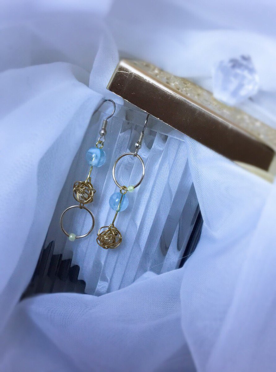 joyce92110's tweet photo. Handmade earrings 
手工耳環
#handmade #earrings #手工耳環 #手工 #耳環 #飾品 https://t.co/fauPi2P8mW