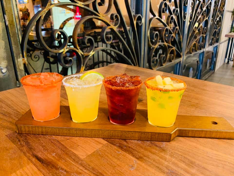 When #NationalMargaritaDay falls on a Saturday, we raise a glass at Los Pepe's Restaurant Vancouver! Celebrate this delicious holiday with their NEW Margarita Sampler! 
📷: Los Pepe's Restaurant Vancouver