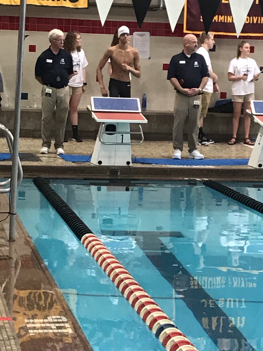 HDV Swim & Dive Team tweet media