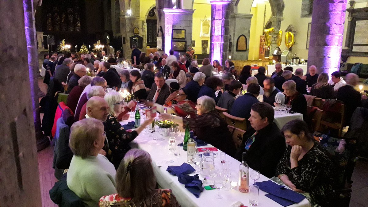 StNicholas1320's tweet photo. The 700th Anniversary Celebrations continue! Some pics from @StNicholas1320 beautiful Candlelit Banquet last night. Thanks to our friends @gwy_earlymusic and #TheGalwayTenors for the superb entertainment! #StNicholas700 💚 #Galway https://t.co/VByg3mI2IY