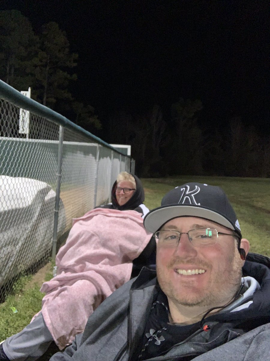 WestLauderdale1's tweet photo. We started at Boatner Field this morning with the LCSD Baseball Tournament, shifted to our WLHS Beauty Pageant, and now we are finishing the day at Lake watching the Lady Knights. We’re crazy about our Lady Knights and Knights! #uKnighted #adminselfie #LCSDexellence https://t.co/RdCT9heYOe