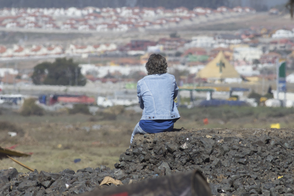 Quakeredalert tweet media