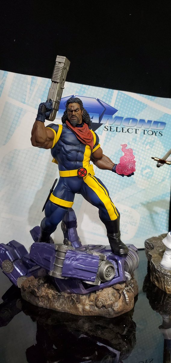 AgentM's tweet photo. Nova, Bishop, Spider-Man, and Taskmaster statues from @CollectDST. So dope. #ToyFair2020 #AgentMLovesToyFair https://t.co/cOouStVcym