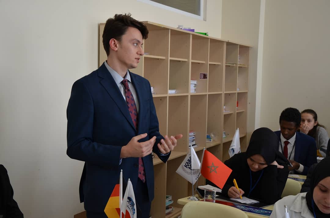 kaihlmun's tweet photo. Special, Political and Decolonization Committee at the third day of KAIHLMUN'20.

#kaihlmun #kaihlmun20 https://t.co/52yrRVQ2AG