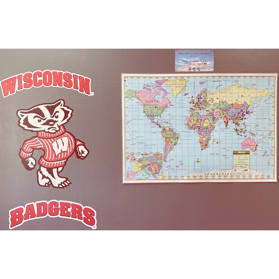 AT&T State Street Store tweet media