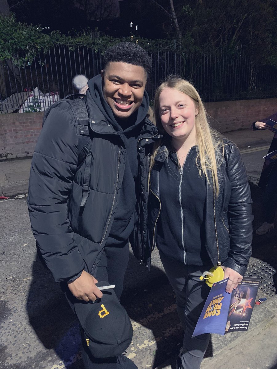 Also finally met <a href="/TarinnCallender/">Tarinn.</a> and he’s actually the loveliest person ever!!!