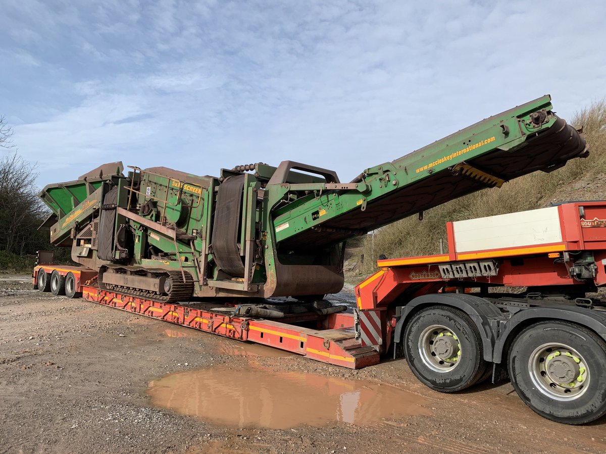 UsedcrushersLtd's tweet photo. Just arrived! McCloskey R155 Tracked Screen.
.
Year: 2013
Hrs: 2100
Price: £63,000
USN: 0822
.
Contact: Wayne Patterson
T: +44 (0) 7798 78 12 78
E: sales@usedcrushers.co.uk
.
#crusher #screen #powerscreen #sandvik #extec #mccloskey #tesab #metso #terexfinlay #usedcrushers https://t.co/uH962uJNEu