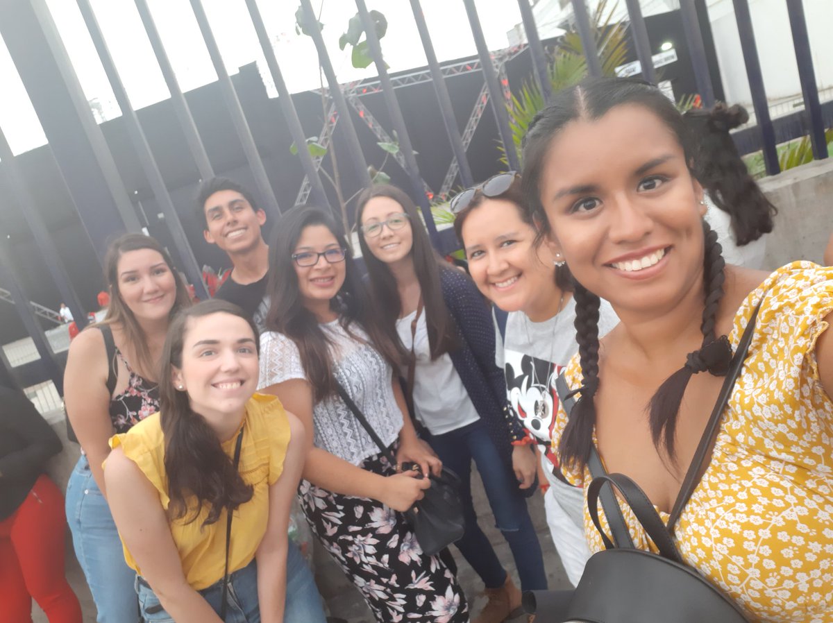 karospi21's tweet photo. Escuchando tu prueba de sonido esperando @pabloalboran #Tabú  #PrometoTour #Lima #Perú❤🇪🇦 https://t.co/VBnH7eRwcf