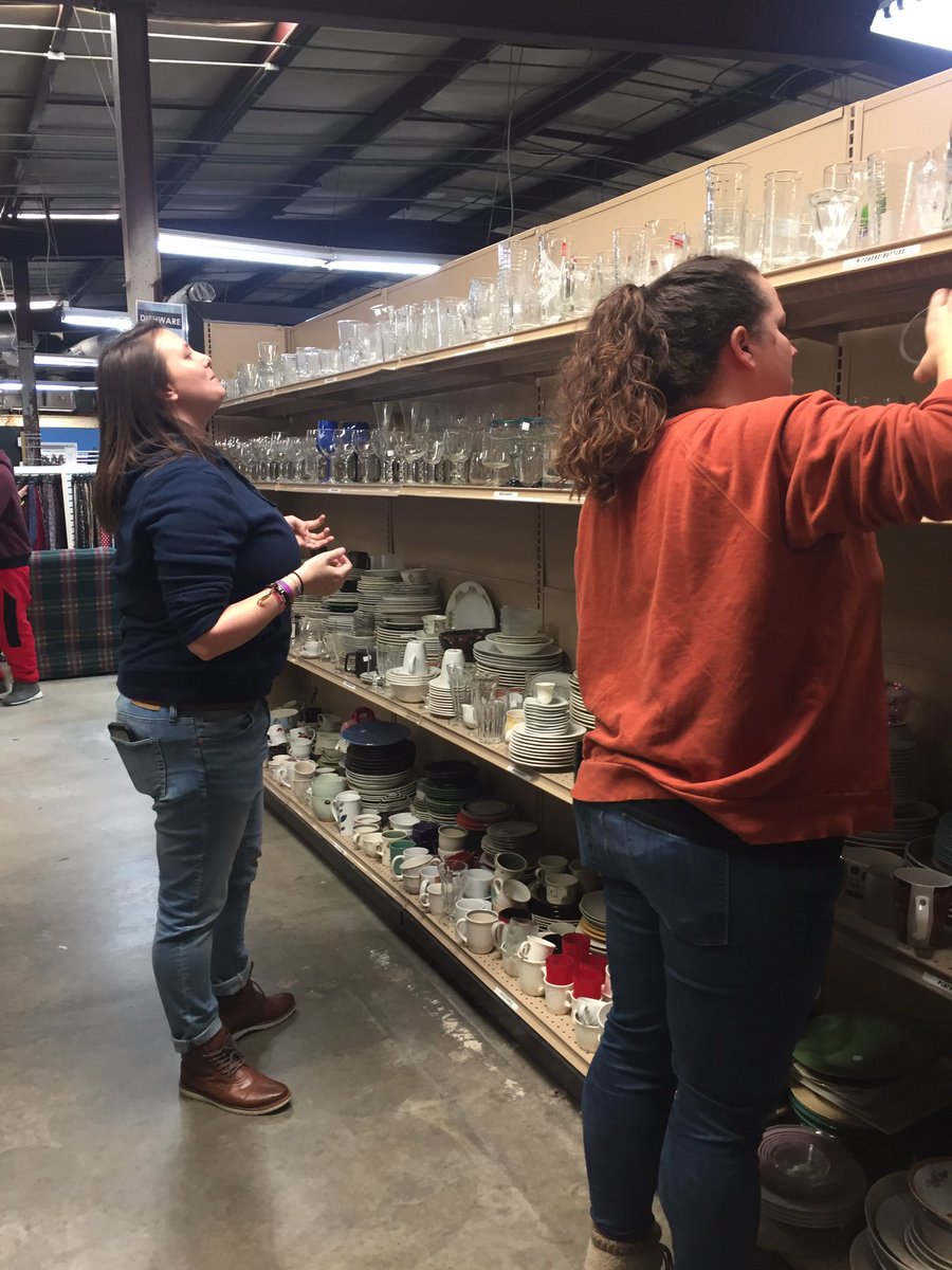 What a great #EarperMeetup! Thanks to @LostNFoundYouth for letting us volunteer in the thrift store today! #EarpYourCommunity #Earpers