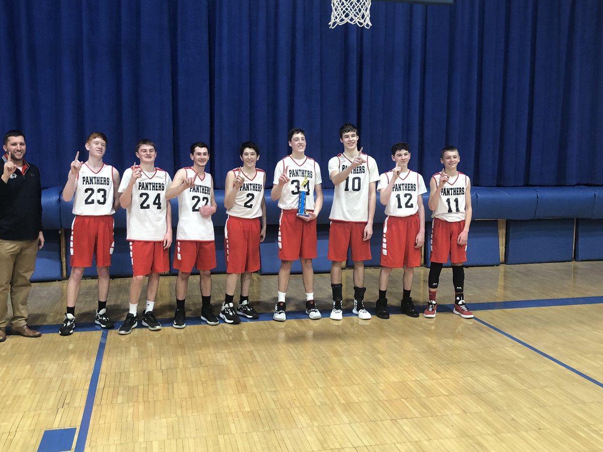 twhitebread11's tweet photo. Erie Prophetstown freshman boys basketball team just won the end of year tournament. We had to celebrate with Bdubs afterwards. Congratulations fellas!! #weareerie1 #proudcoach https://t.co/Pa9LK78dp5