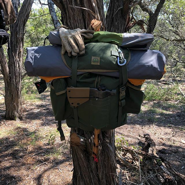 orionfoundation's tweet photo. Packing in with my @thehiddenwoodsmen Deep Woods Ruck.... #camping #woodsrunning #thehiddenwoodsmen #survival #bushcraft #sonsofnessmuk #woodsman #woodsrunner #bushwhacker #scrounger #orionwoodsbrigade #theactionlifestyle https://t.co/UTER0moXUn https://t.co/6u0NHVgglB
