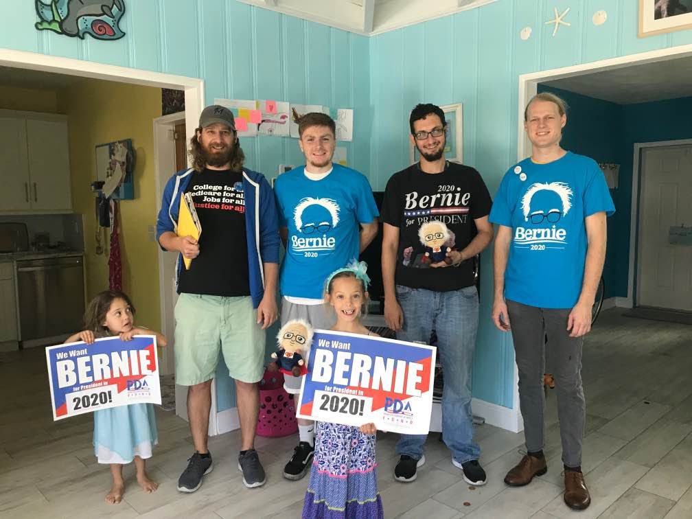FL4Bernie2020's tweet photo. Kids for Bernie out in full force today knocking doors in Lake Worth! #FloridaForBernie #Bernie2020 #KidsForBernie #NotMeUs https://t.co/IHpqkJGvan