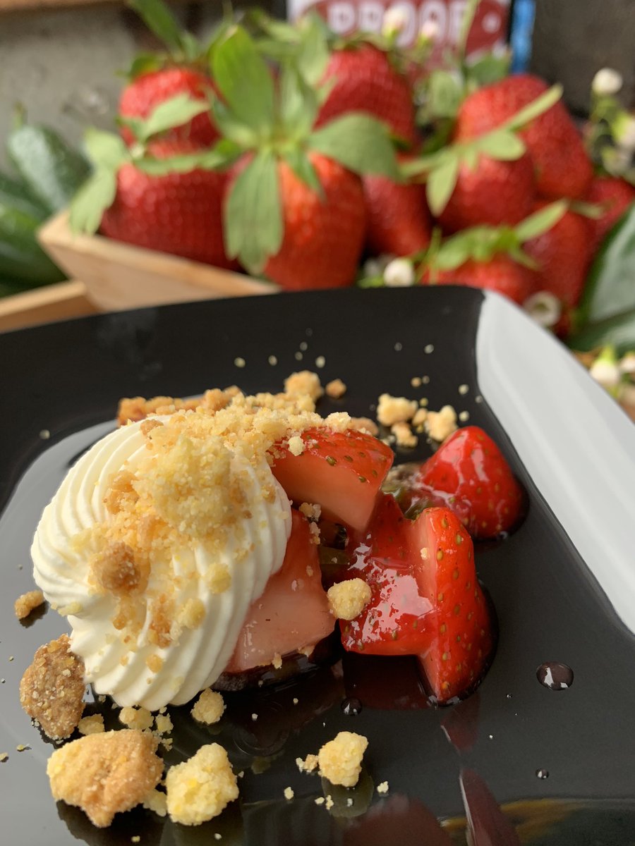 mariadmlopez's tweet image. Literally. Same. #DevourPhoenix