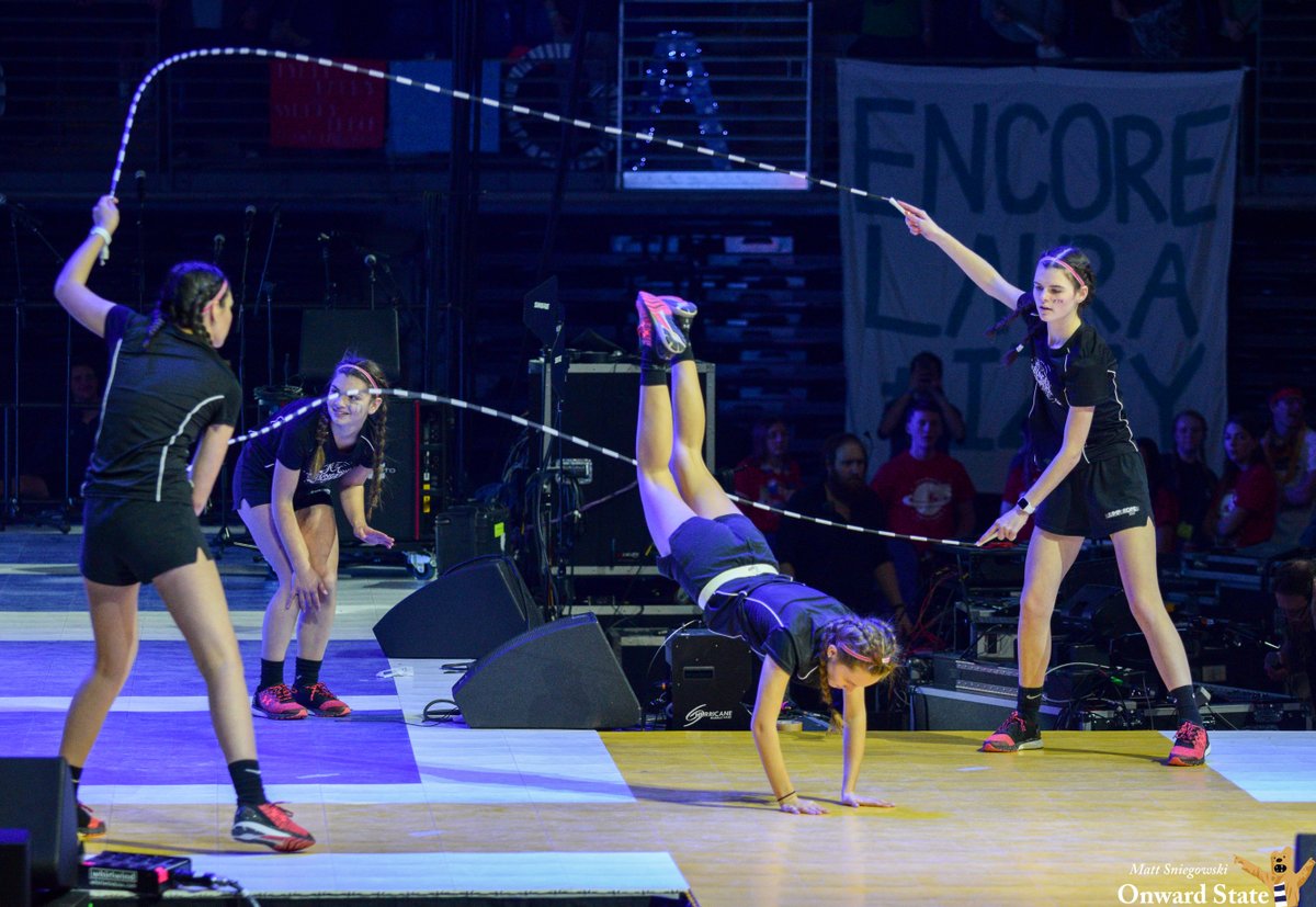 OnwardState's tweet photo. Name a more electric performance than @BungeeJumpers. We'll wait! https://t.co/eesPd4NYif