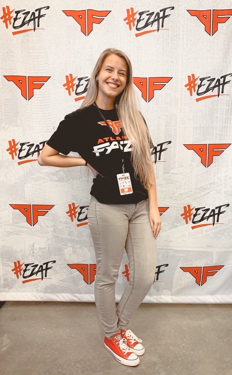 ⭐️ butters 🍜 tweet media