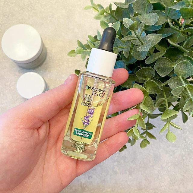 Kerri Wigle (@kerrimuffin) on Twitter photo ✨ New In ✨
-
I love to use facial oil under my makeup and this <a href="/garniercan/">Garnier Canada</a> facial oil is no exception. It dries non-oily and smells amazing.
-
What’s your current favourite beauty find? 💄💕
-
#garnierbio #garnierbiolover #contest #complimentary @Influ… ift.tt/3bZ0EYF ✨ New In ✨
-
I love to use facial oil under my makeup and this <a href="/garniercan/">Garnier Canada</a> facial oil is no exception. It dries non-oily and smells amazing.
-
What’s your current favourite beauty find? 💄💕
-
#garnierbio #garnierbiolover #contest #complimentary @Influ… ift.tt/3bZ0EYF