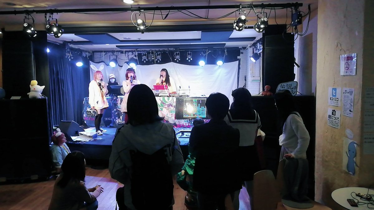 pooh84133799's tweet image. おはようございます🍀

何年ぶりでしょうか、朝を布団の中でこんな時間までゆっくりしていたのは...🤣💖

昨晩は遅くまで女装イベントに参加させていただきました、ブログにもイベント内容をご紹介出来たらと思います✏️📺➰🎮

それでは本日も素敵な１日をお過ごしくださいませ～☺️

#女装
#スパスコ