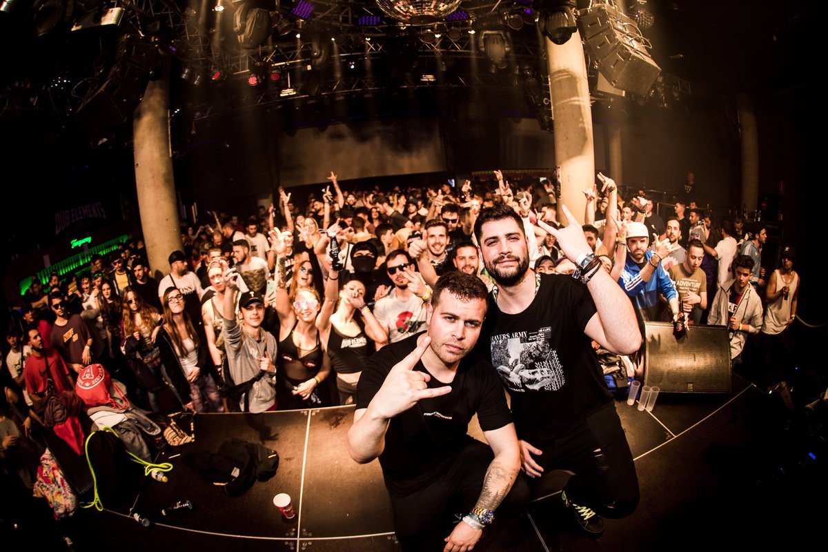 DubElements's tweet image. Drumandbasslover!!!! SAVE THE RAVE #DEF @savetherave #dubelementsandfriends #dnb #4thanniversary #drumandbasslover