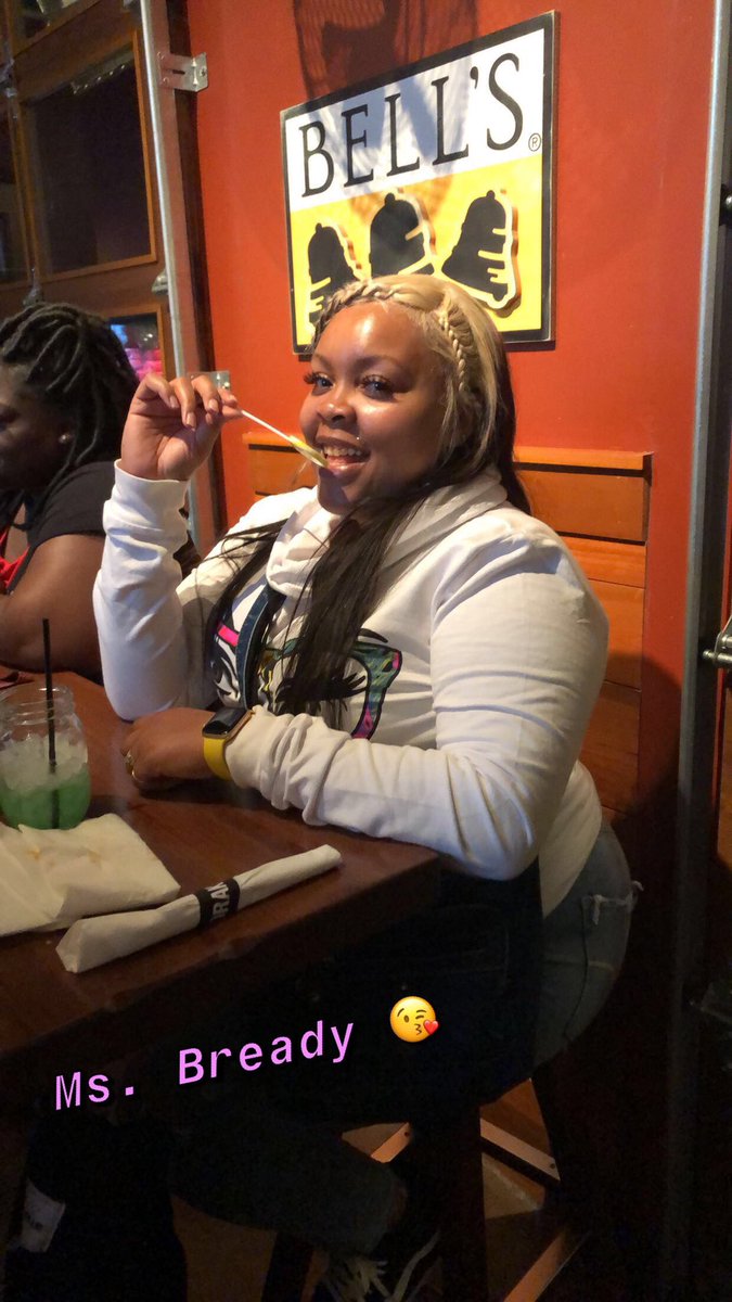 Ms_Cornbread31's tweet image. 