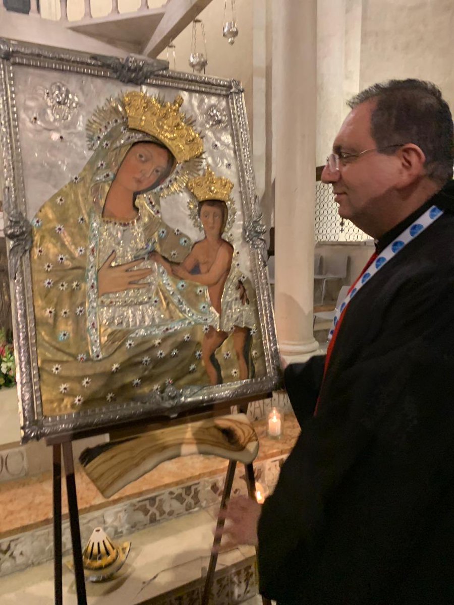 JosephNaffah's tweet photo. صلاة مريمية مع أساقفة إيطاليا، سلمناها مستقبل شعوبنا، فهي سيدة بلدان البحر المتوسط https://t.co/68lWPcnxIU
