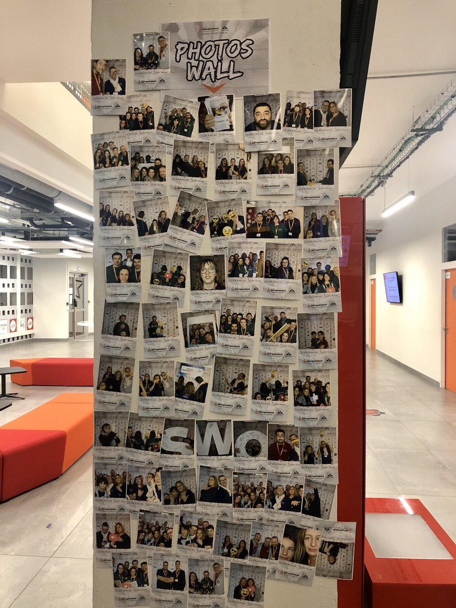 StartupWeekend's tweet photo. A photo wall at @SWOrleans ? GENIUS! 😍#SWOrleans https://t.co/MwOpJdM3TA