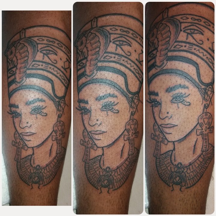 devastation79's tweet photo. one of my recent #tattoos done last weekend..goes along w tonight big show! #svengoolie #MummysCurse #Nefrititi #egyptiantattoos #tattoossavedmylife https://t.co/jsRWSGcsyk