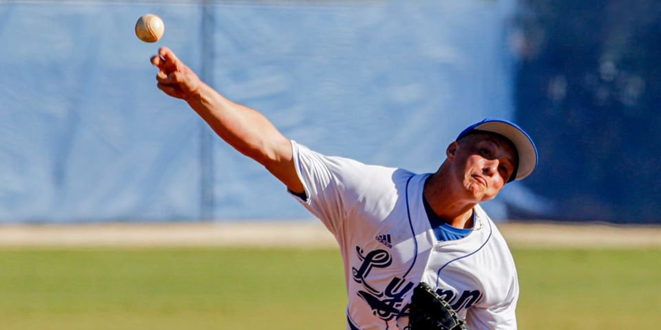Lynn_Knights's tweet photo. Eckerd College 4, #LynnBaseball 1; #LynnBaseball 6, Eckerd College 1

Lynn wins its SSC opening-series (2-1) for the first time since 2017 behind strong pitching performances from Chris Mormile and Sam Beck. #Lynning

READ: https://t.co/Hs5g3uVvX4 https://t.co/3sWL86311c