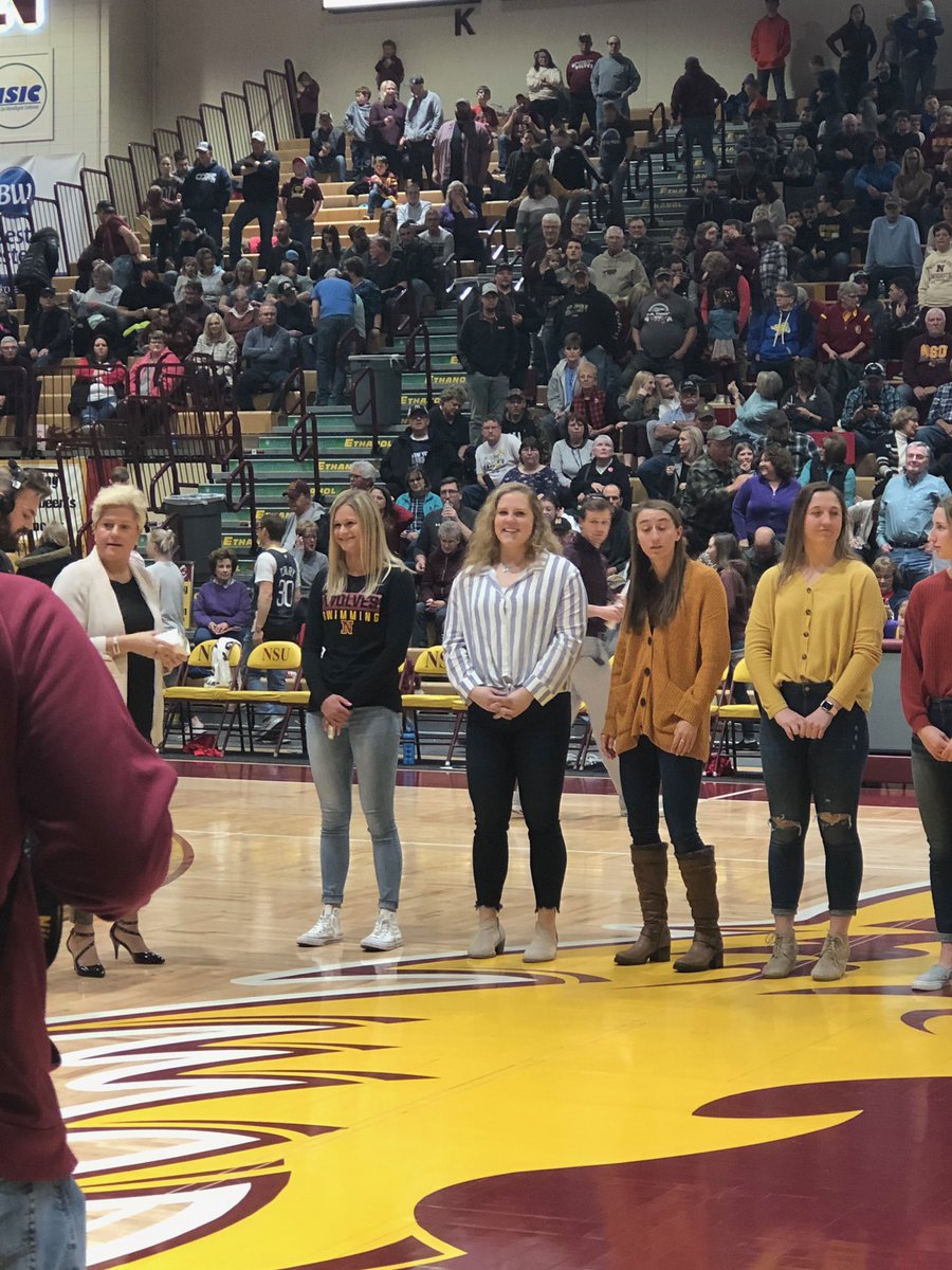nsuwolves_sw's tweet photo. Tonight Northern recognized the Myles-Brand Award recipients for their academic achievements! These recipients have maintained a 3.75 GPA and exhausted their eligibility! Congratulations to our very own Josie Gillund! Proud of you! #GoWolves #TheNFactor https://t.co/lasyJ51zN6