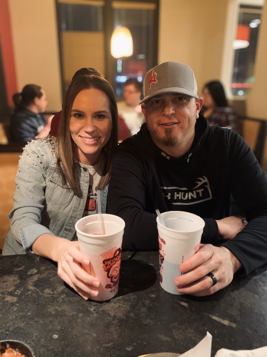 abby_tobey's tweet photo. Margs with my man #NationalMargaritaDay https://t.co/bQ6TaFtqVo