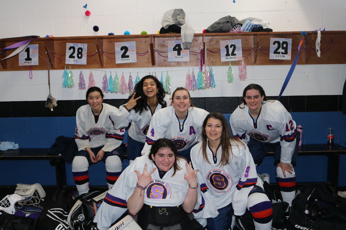 SWSGirlsIce's tweet photo. Celebrating these girls with a 2-1 WIN over East Catholic!!! Be back at TCR for our last regular season game against Ridgefield Monday at 4 https://t.co/06Ttd74yo8