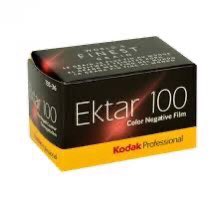 : Fuji C200: Kodak Ektar 100For Changmin, I think they used a Fuji C200. For New, it could be the same or Ektar 100. #TBZ카메라  #THEBOYZ  #더보이즈  #큐  #뉴  #Q  #NEW  #35mm