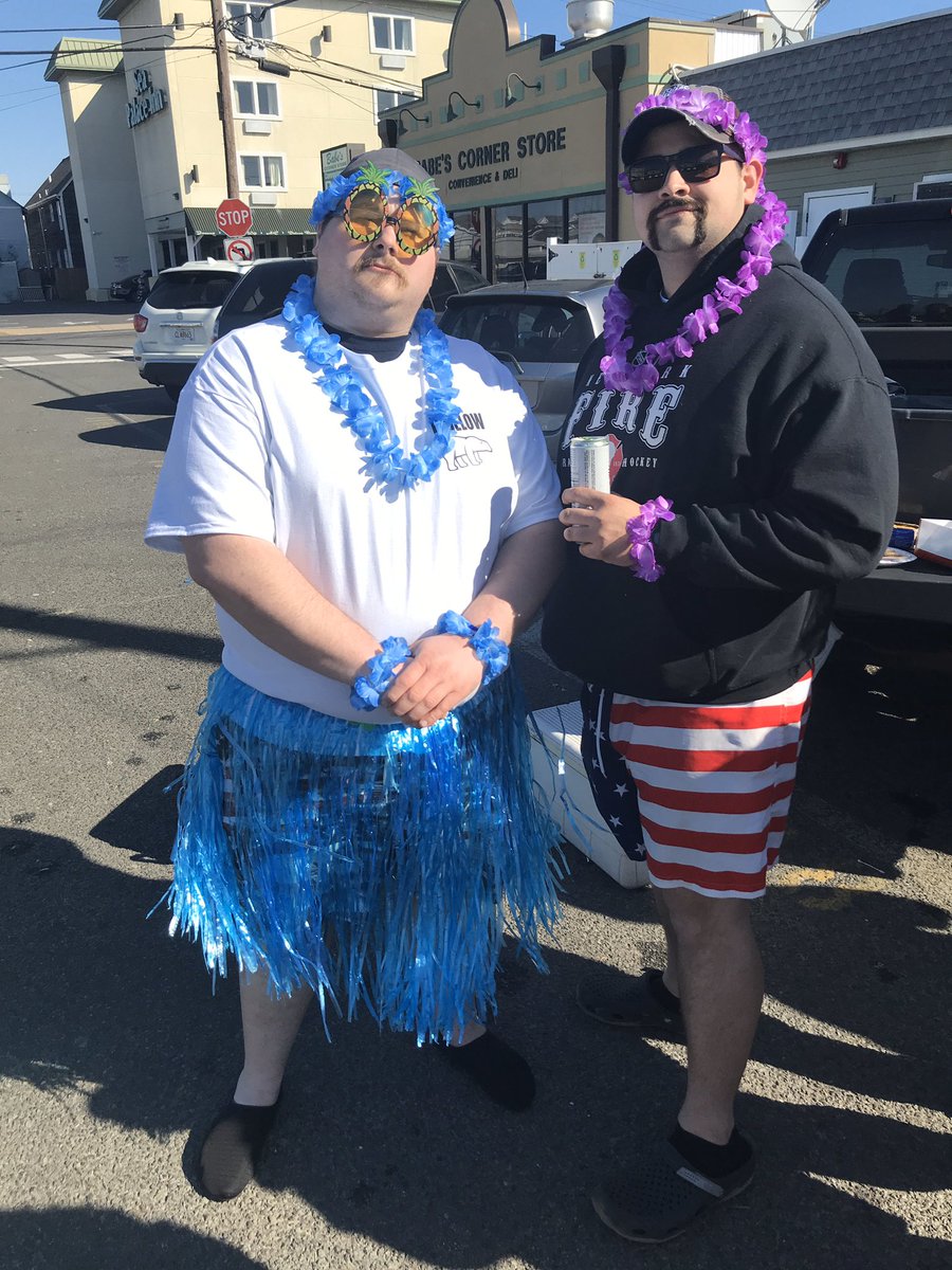 54EMT255's tweet photo. Had an great time with great people at seaside heights #PolarPlunge2020 #rescue54 #FD57 https://t.co/AFryUO0vQq