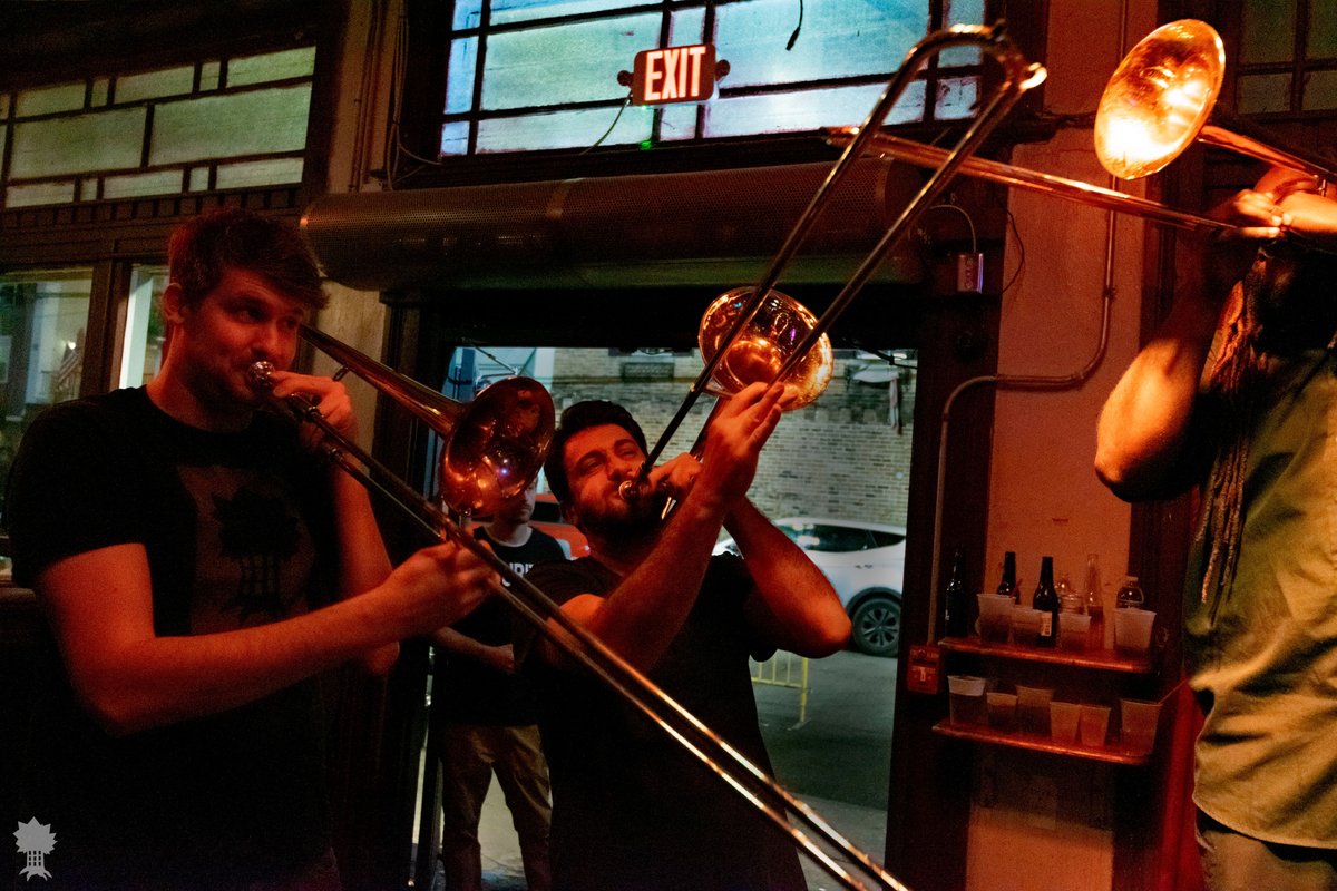 thebrassband's tweet photo. #ImStartingAGangCalled The Bone Zone
#trombone #thebonezone https://t.co/TF9ChKDUWy