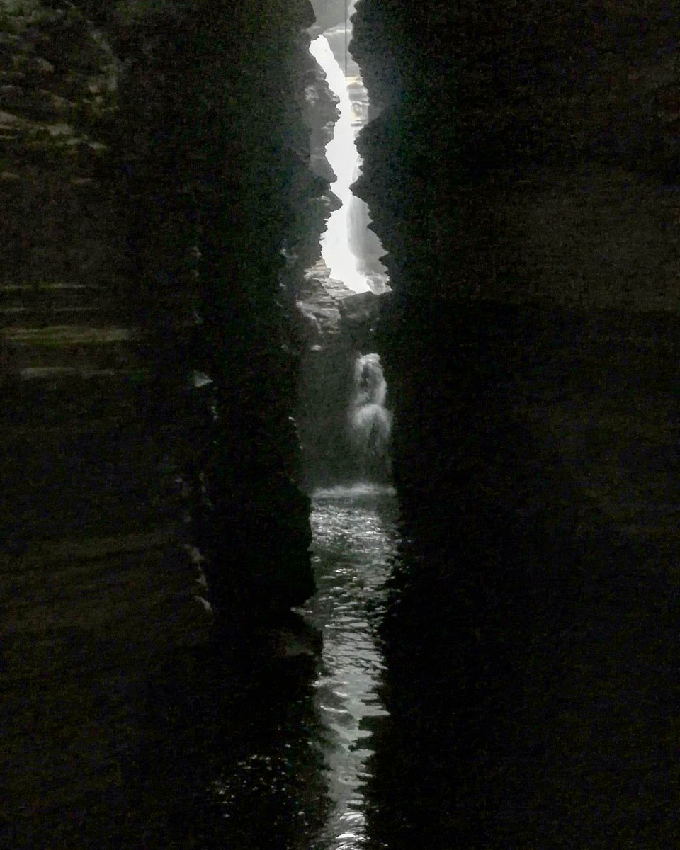 VagaBobTravel's tweet photo. #DevilsFall - - plummeting into the underworld depths of #GupteshworMahadev Cave ๐ฒ๐คฉ
#waterfalls - as seen from above and below ground (within the cave)
.
aka #davisfall #devisfall #patalechango #nepaliname ๐ฎ๐ฆ๐ข๐ฏ๐ช๐ฏ๐จ #underworldwaterfall #cavesystem https://t.co/DH8hbgmRZT