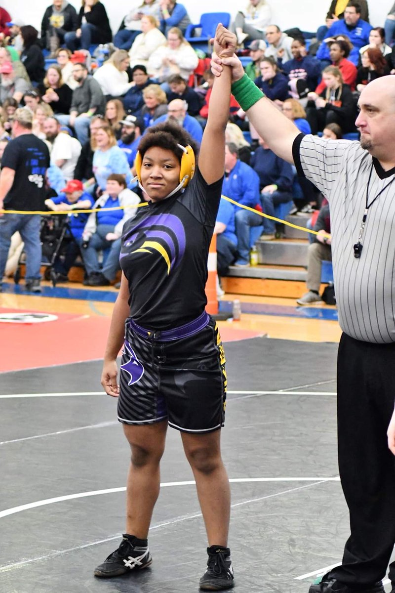 sportspics44's tweet image. How's it feel to pin your opponent and get your hand raised in the FIRST ever Ohio Girls state tournament??? BAM! #defendthenest @AikenFalcons @AikenNew @cmac_sports @iamcpsathletics @OHGirlWrestling @USAWrestling_OH
