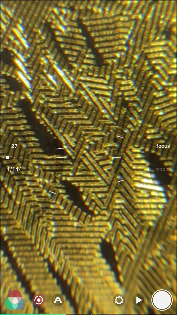 GDunnArt's tweet photo. Got a fun new microscope for my phone- here is the surface of a 22K #gold #microetching https://t.co/VpGY04ppF0