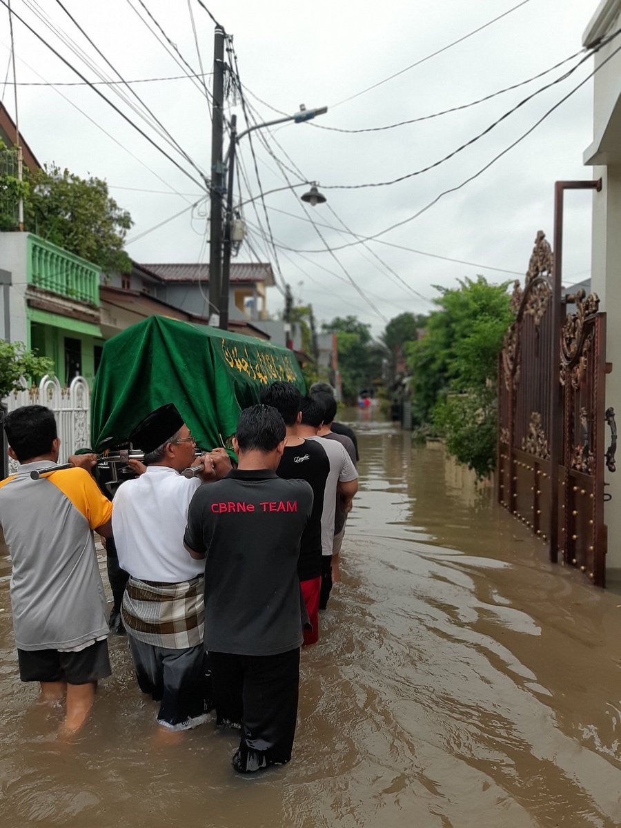 NapiPKS's tweet photo. #WajahBaruJakarta #Banjir #WanToa https://t.co/EtYZqOw3tt