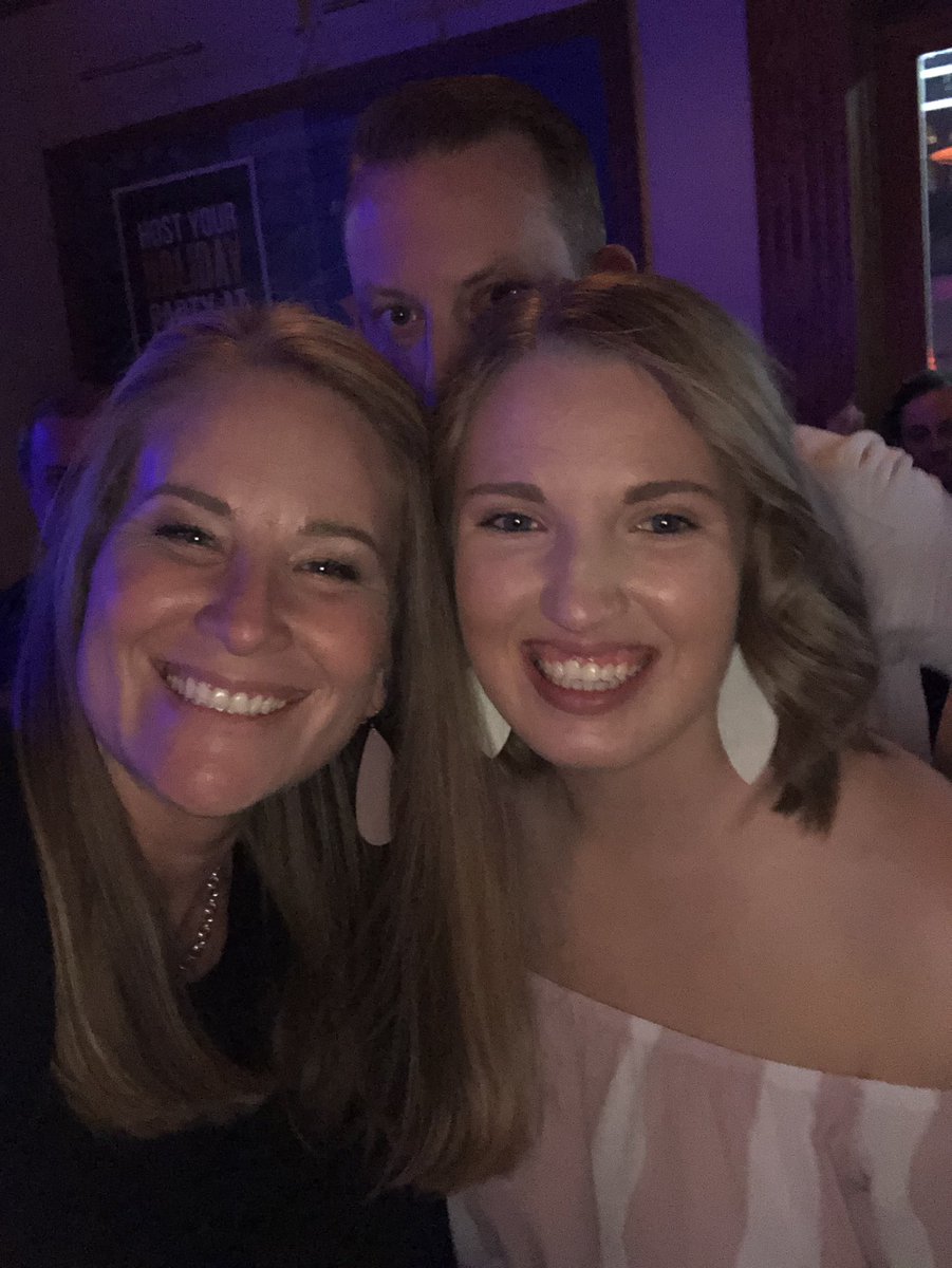 Frostys_Mom's tweet photo. Night out with amazing friends! #howlkc #howltv https://t.co/8W1ReIXNUj