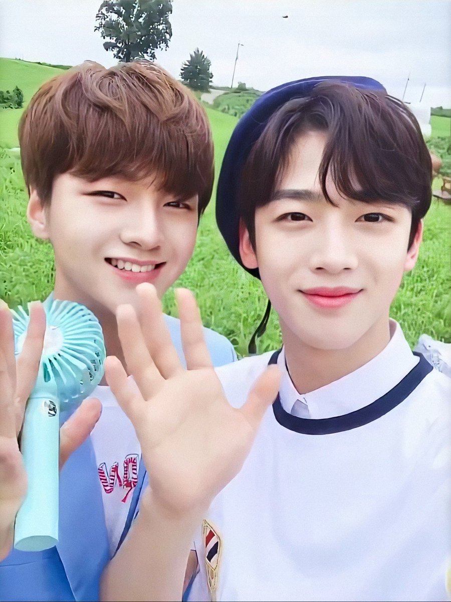 Junho, thank you for being there for your yohan hyung. Thank you for always being each other's strength. I miss seeing you together  #김요한  #KIMYOHAN